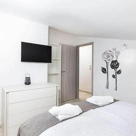 Depicolo Comfortable Holiday Vrh (Krk)