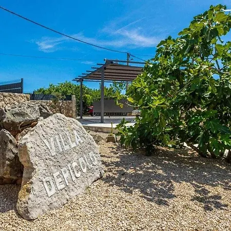 Depicolo Comfortable Holiday Villa *
